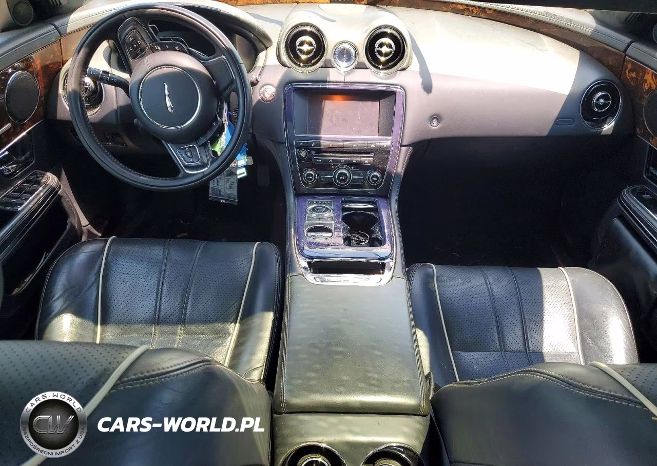 2011 Jaguar Xj VIN:SAJWA1CB3BLV08217 - 8