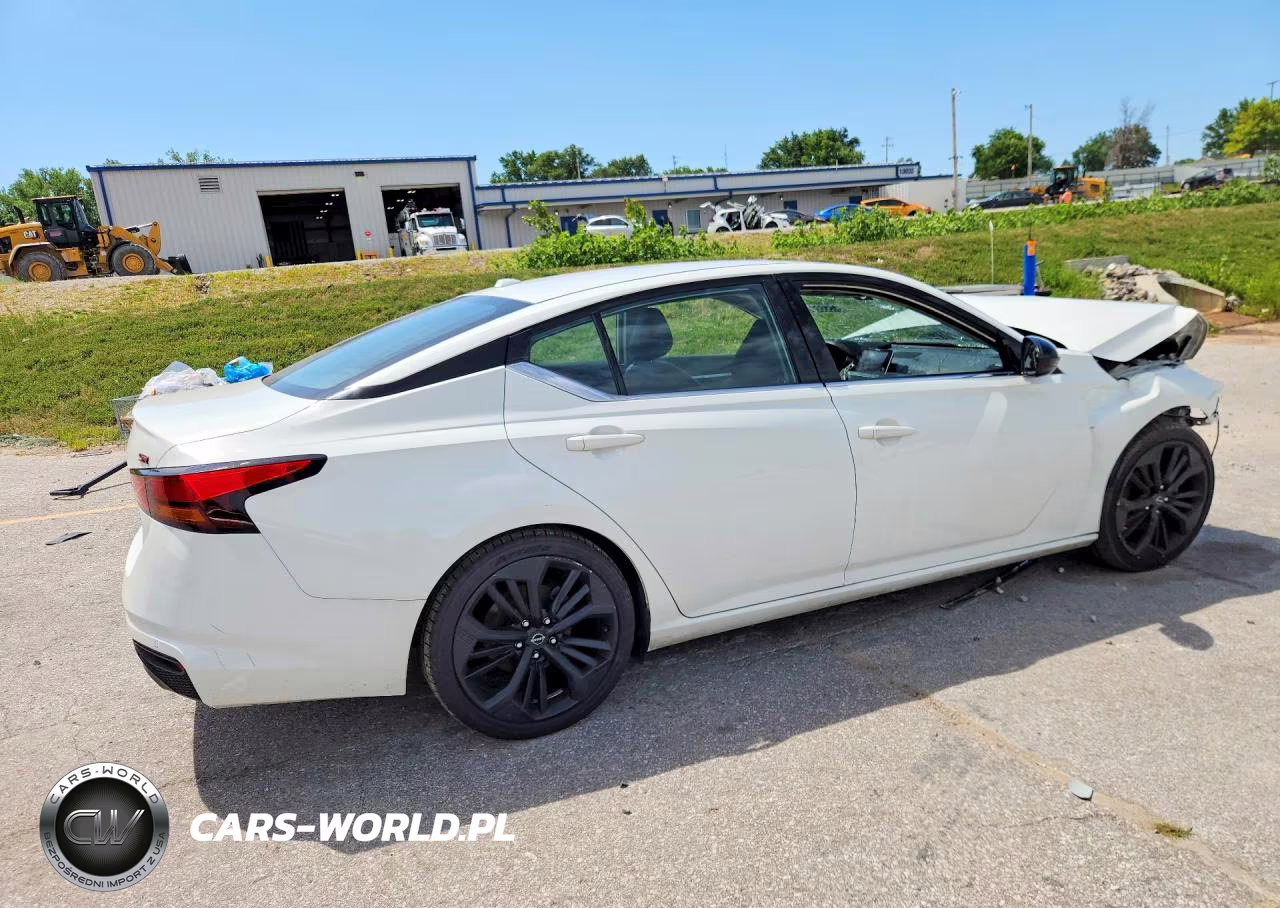 2023 Nissan Altima Sr VIN:1N4BL4CV0PN386808 - 3