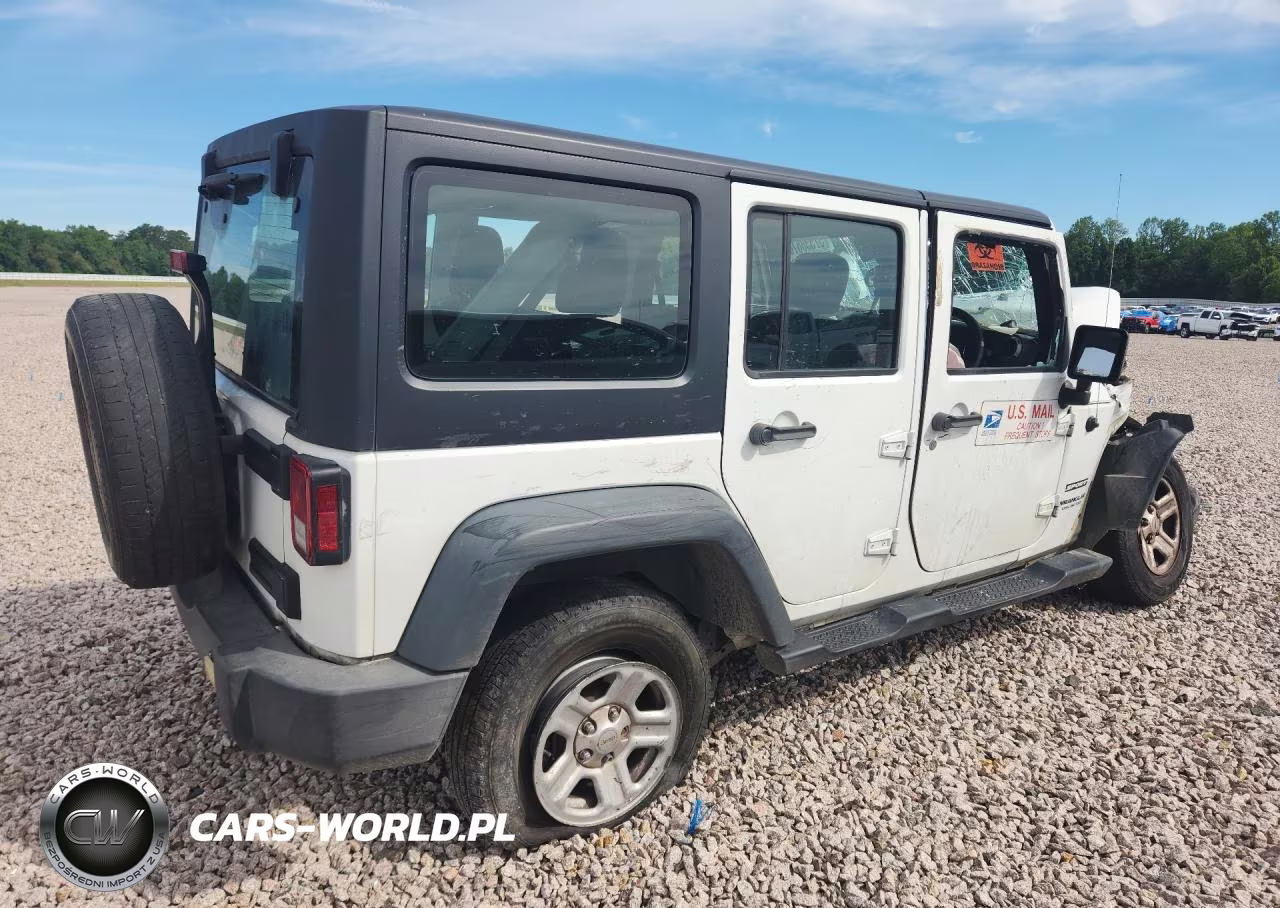 2016 Jeep Wrangler Unlimited Sport VIN:1C4BJWKG1GL325610 - 3