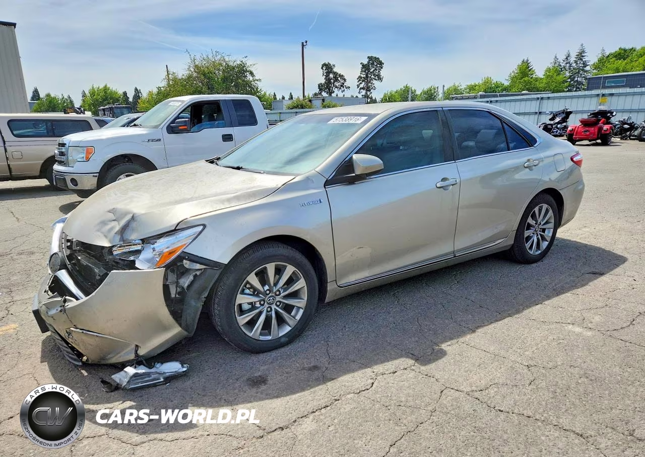 2017 Toyota Camry Hybrid Xle