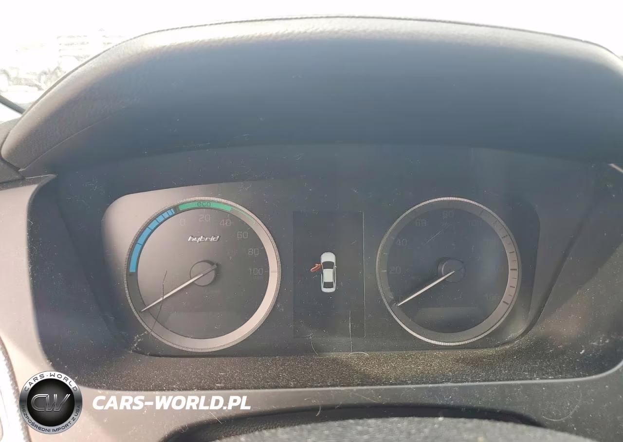 2016 Hyundai Sonata Hybrid Se VIN:KMHE24L11GA039210 - 9