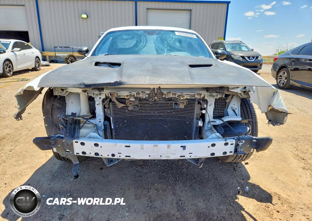2019 Dodge Challenger Sxt VIN:2C3CDZAG3KH735267 - 5