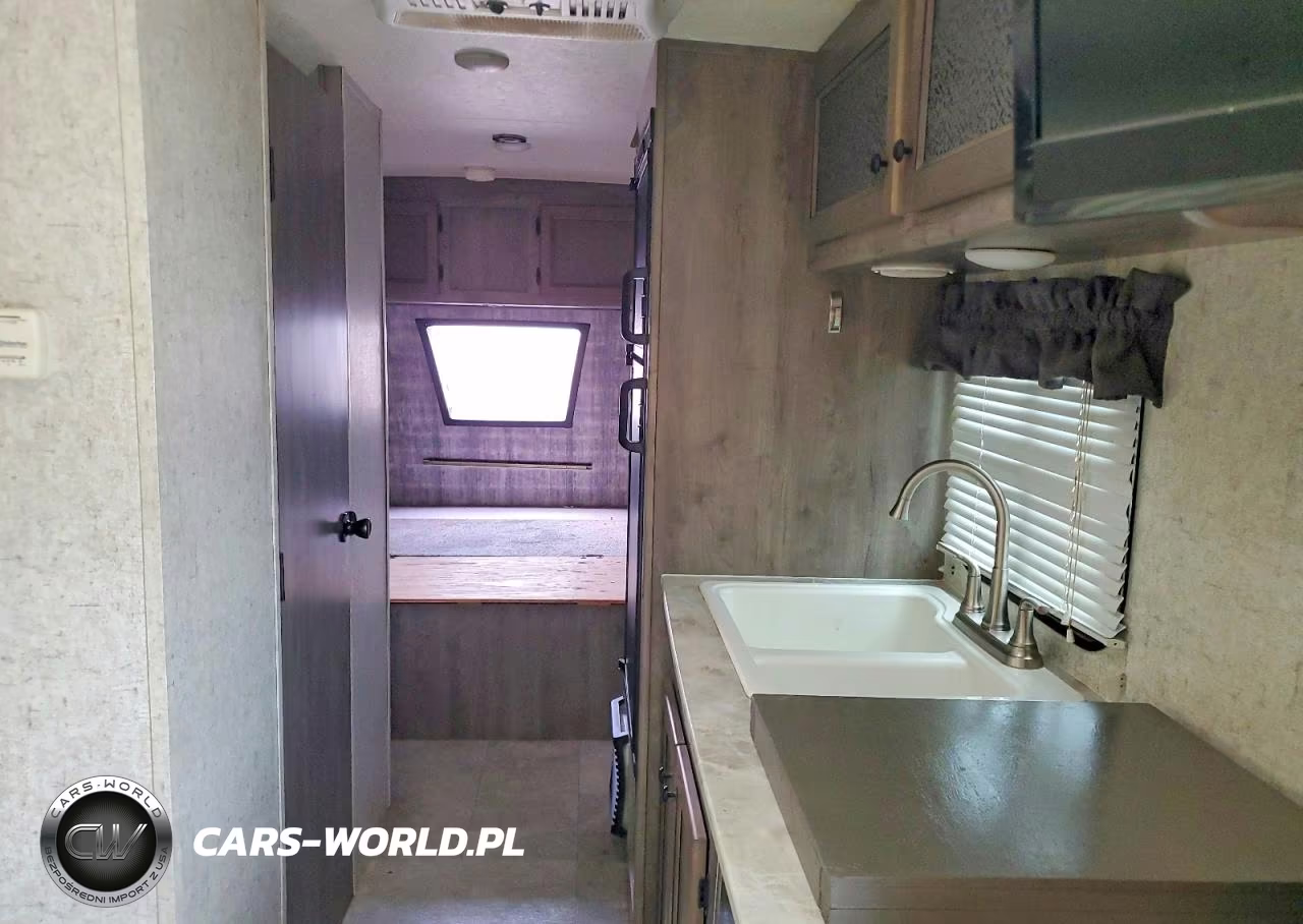 2019 Coachmen Apex Nano VIN:5ZT2CXKB8KL006135 - 5