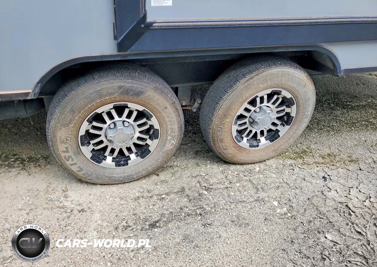 2019 Coachmen Apex Nano VIN:5ZT2CXKB8KL006135 - 8