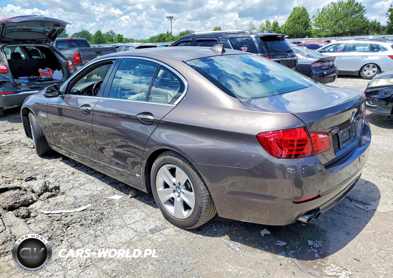 2013 BMW 528 Xi VIN:WBAXH5C52DD113889 - 2