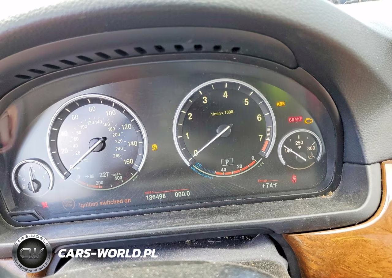 2013 BMW 528 Xi VIN:WBAXH5C52DD113889 - 9