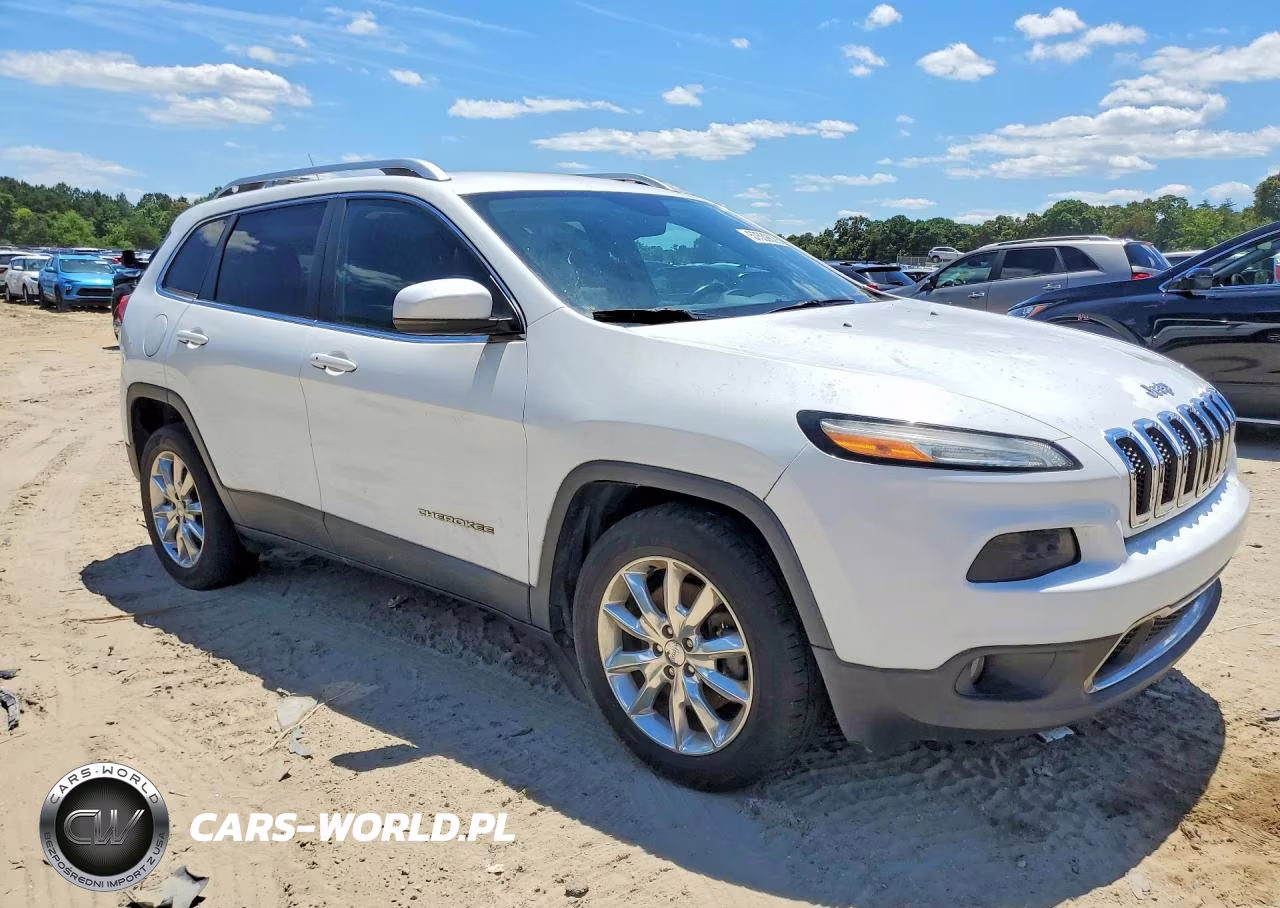 2015 Jeep Cherokee Limited VIN:1C4PJMDSXFW727697 - 4