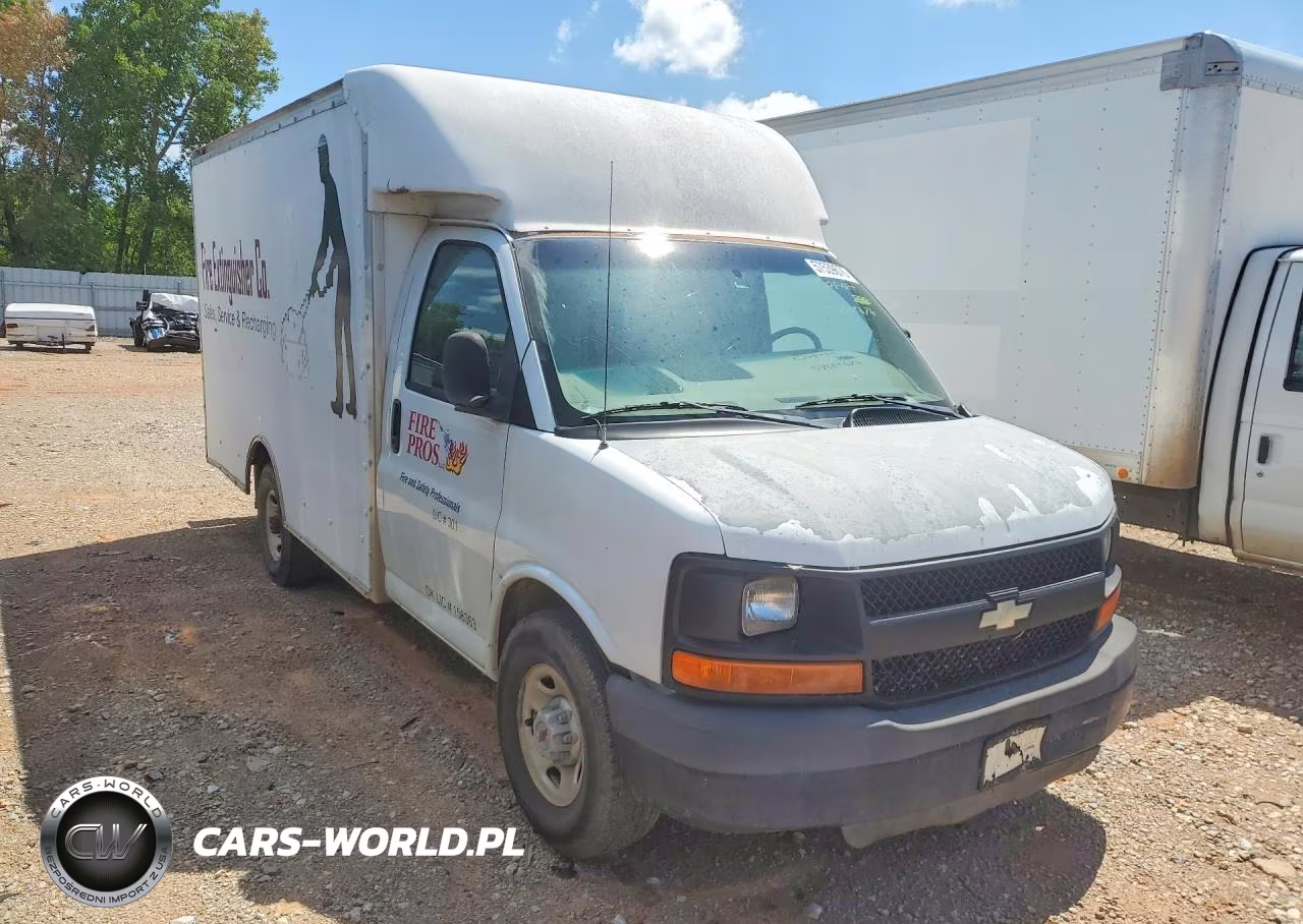 2003 Chevrolet Express Delivery Truck VIN:1GBHG31U231176228 - 4