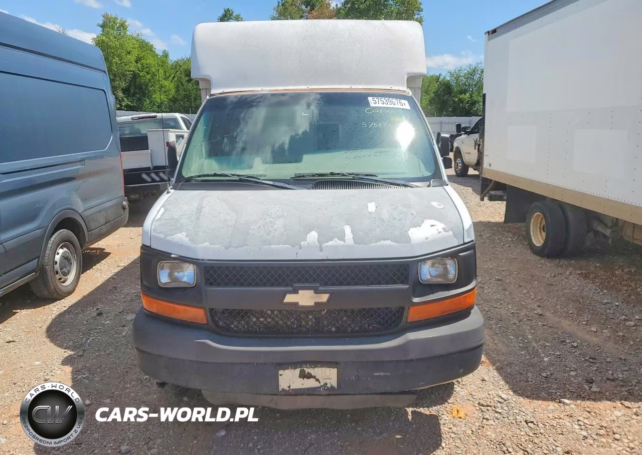 2003 Chevrolet Express Delivery Truck VIN:1GBHG31U231176228 - 5
