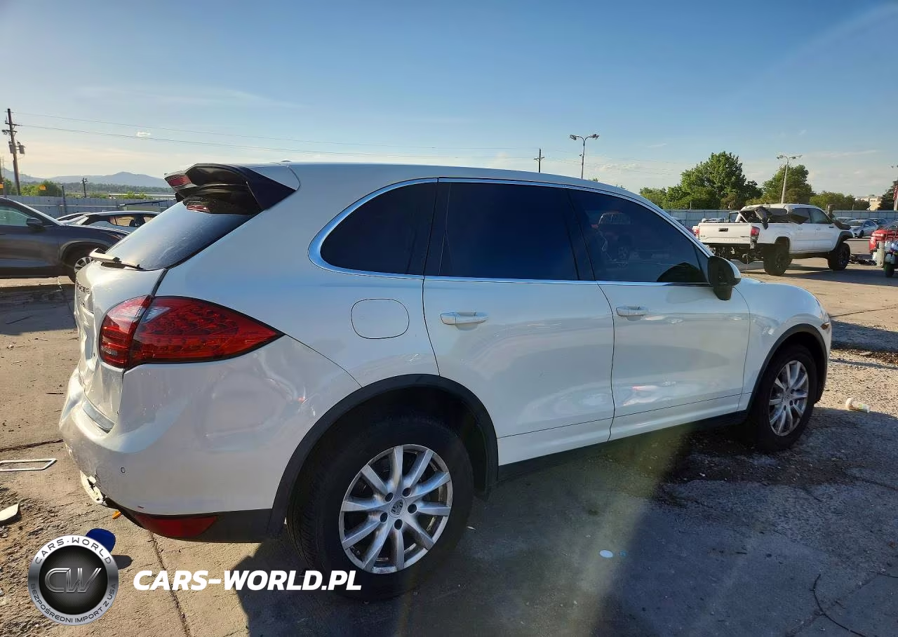 2011 Porsche Cayenne VIN:WP1AA2A24BLA03769 - 3