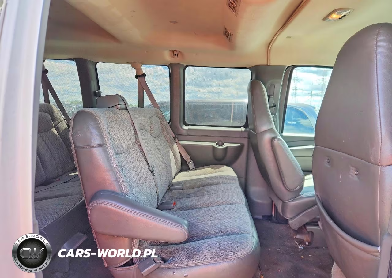 2004 Chevrolet Express G3500 VIN:1GAHG39U241207388 - 10