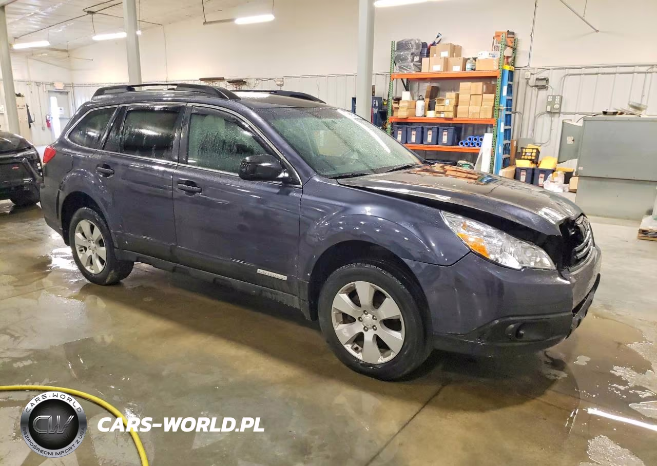 2011 Subaru Outback 2.5I Premium VIN:4S4BRBCC0B3345073 - 4