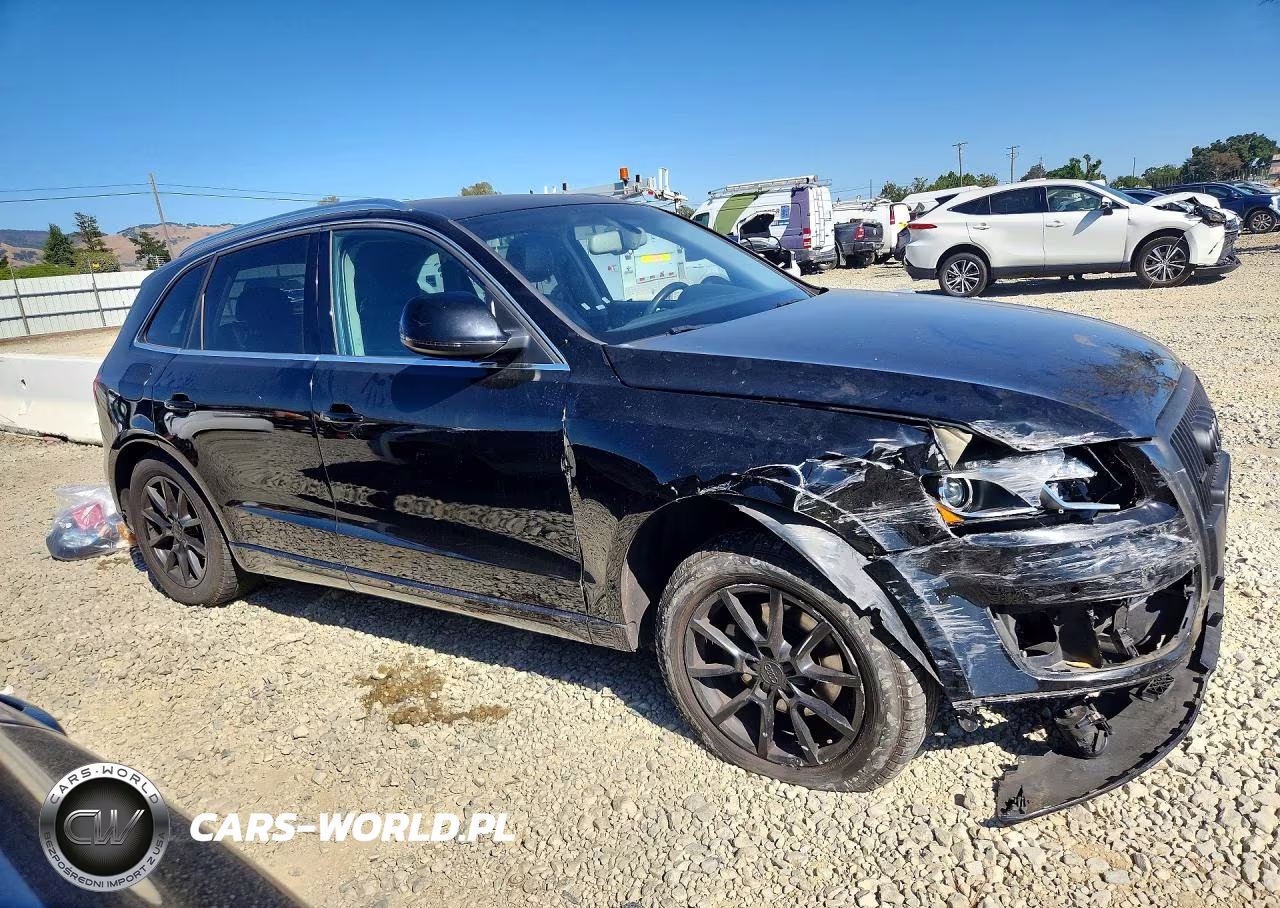 2011 Audi Q5 Premium Plus VIN:WA1LFAFP7BA064775 - 4