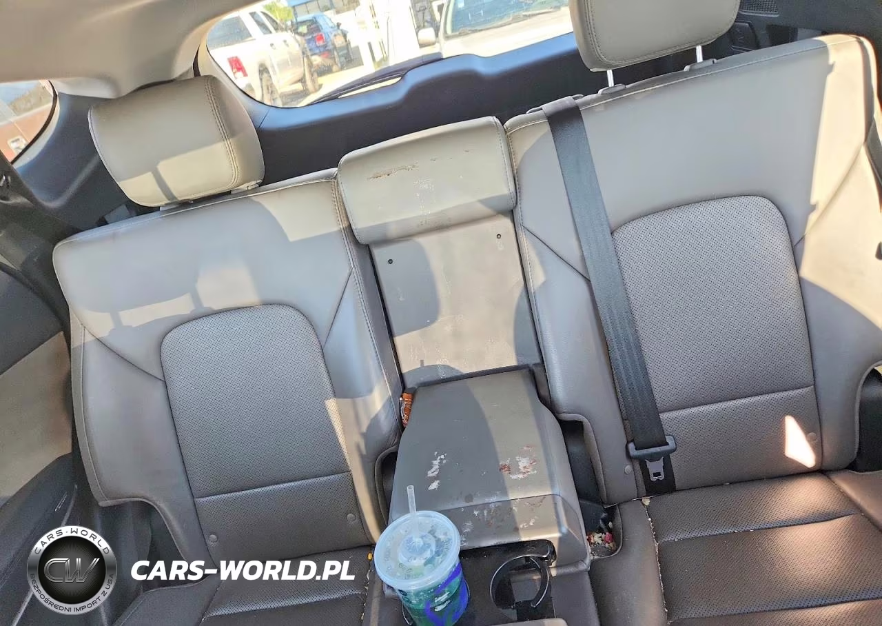 2018 Hyundai Santa Fe Sport 2.0T Ultimate VIN:5XYZWDLA3JG565825 - 10