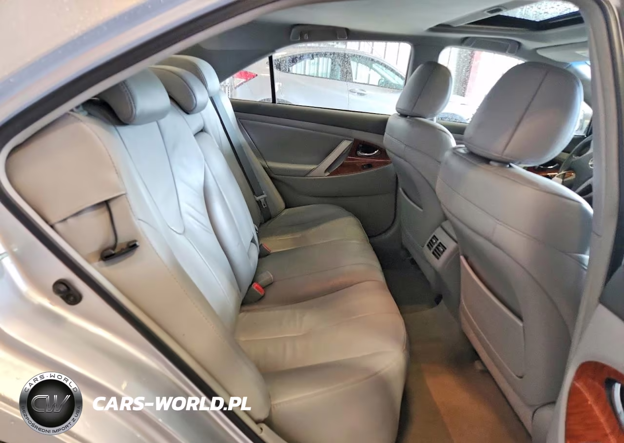 2010 Toyota Camry Hybrid VIN:4T1BB3EK2AU124341 - 10