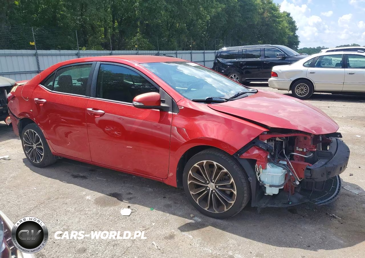 2015 Toyota Corolla S Plus VIN:2T1BURHE1FC411357 - 4