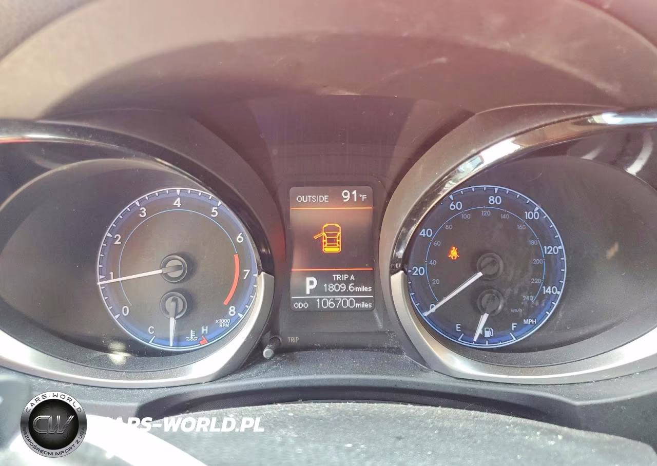2015 Toyota Corolla S Plus VIN:2T1BURHE1FC411357 - 9