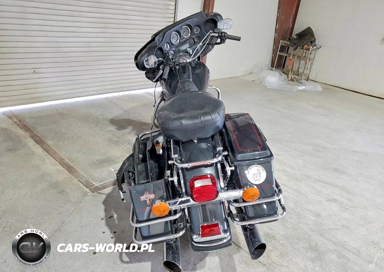 2007 Harley-Davidson Flhtcui VIN:1HD1FC4117Y720098 - 4
