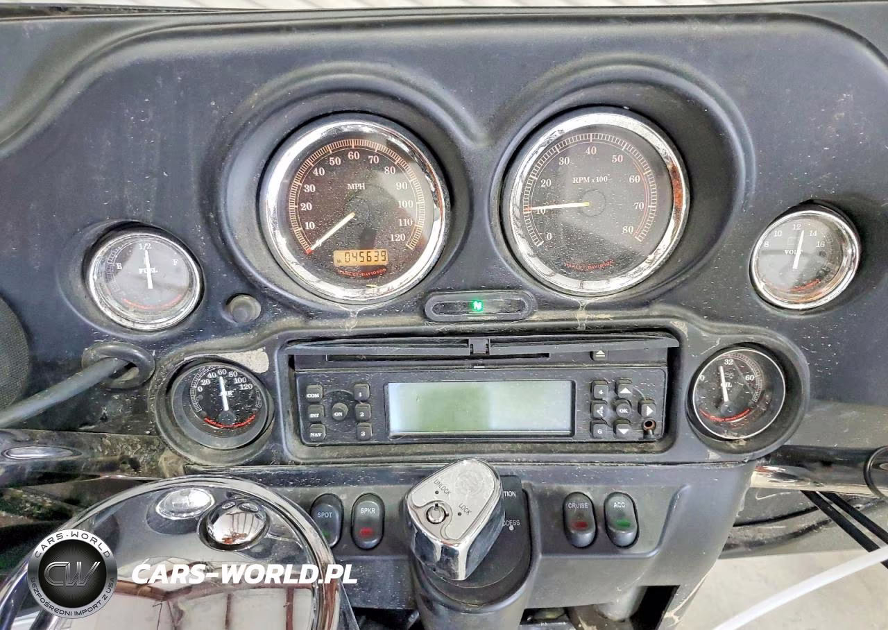 2007 Harley-Davidson Flhtcui VIN:1HD1FC4117Y720098 - 7
