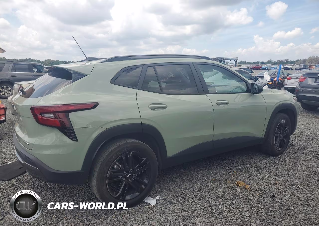 2024 Chevrolet Trax Activ VIN:KL77LKE22RC128180 - 3