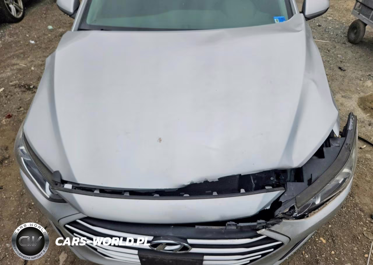2018 Hyundai Elantra Value Edition VIN:5NPD84LF7JH326934 - 11