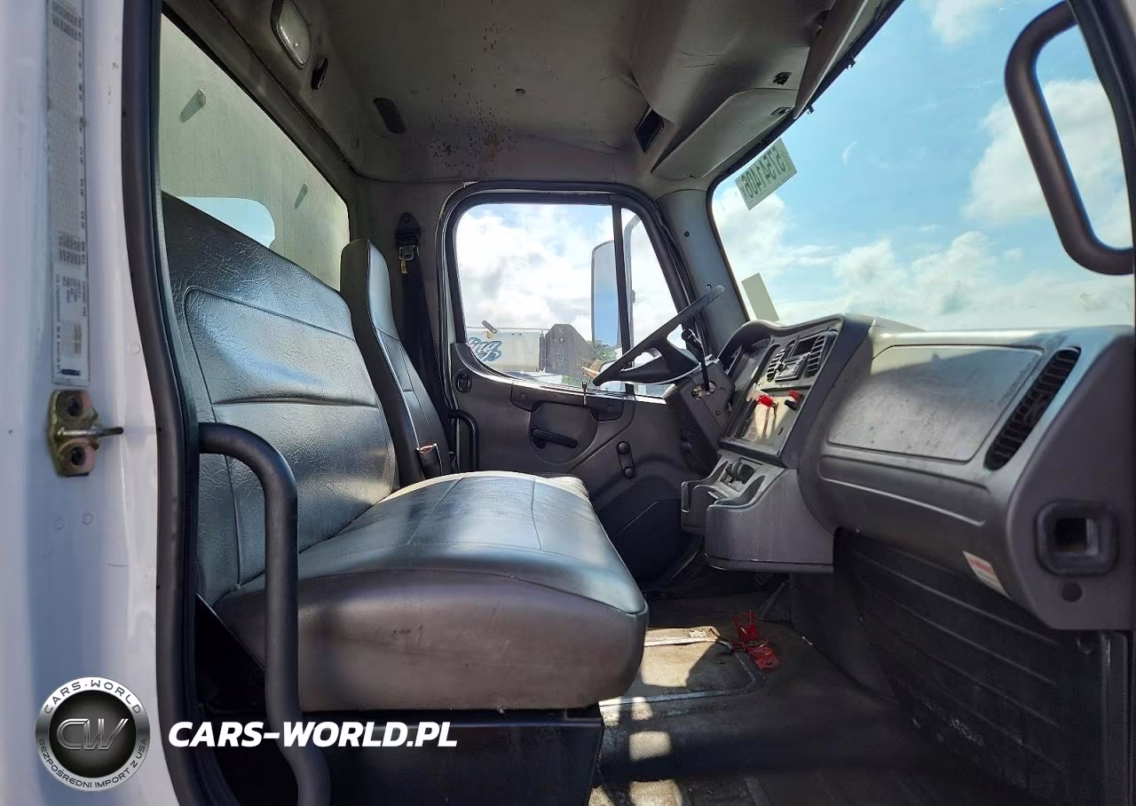 2005 Freightliner Business Class M2 Box Truck VIN:1FVACWDC85HV05932 - 11
