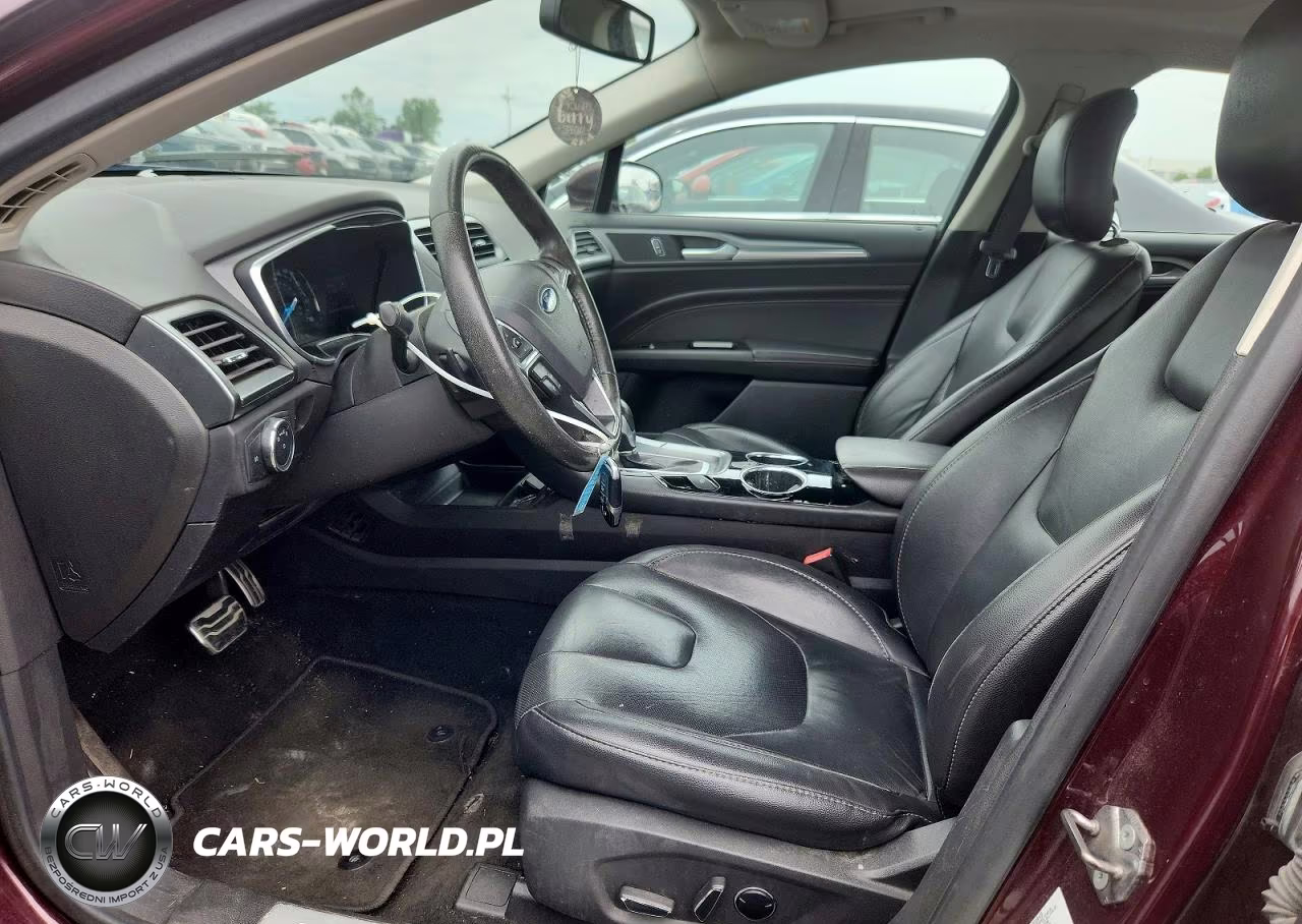 2013 Ford Fusion Titanium VIN:3FA6P0K92DR280811 - 7