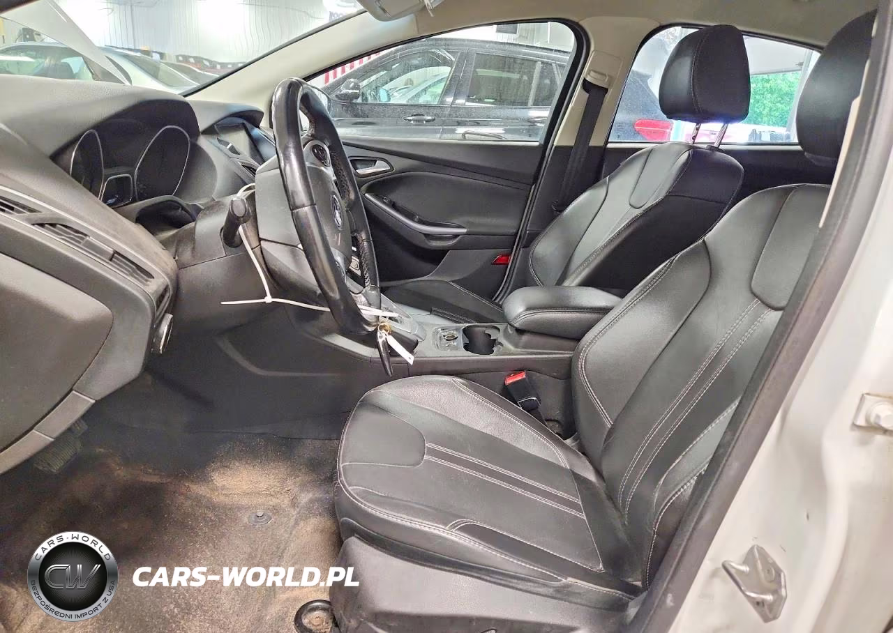 2014 Ford Focus Titanium VIN:1FADP3N25EL237314 - 7