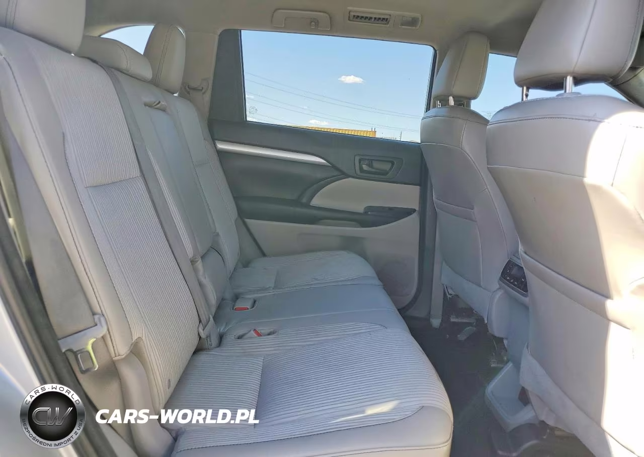 2015 Toyota Highlander Le Plus VIN:5TDBKRFH1FS200427 - 10