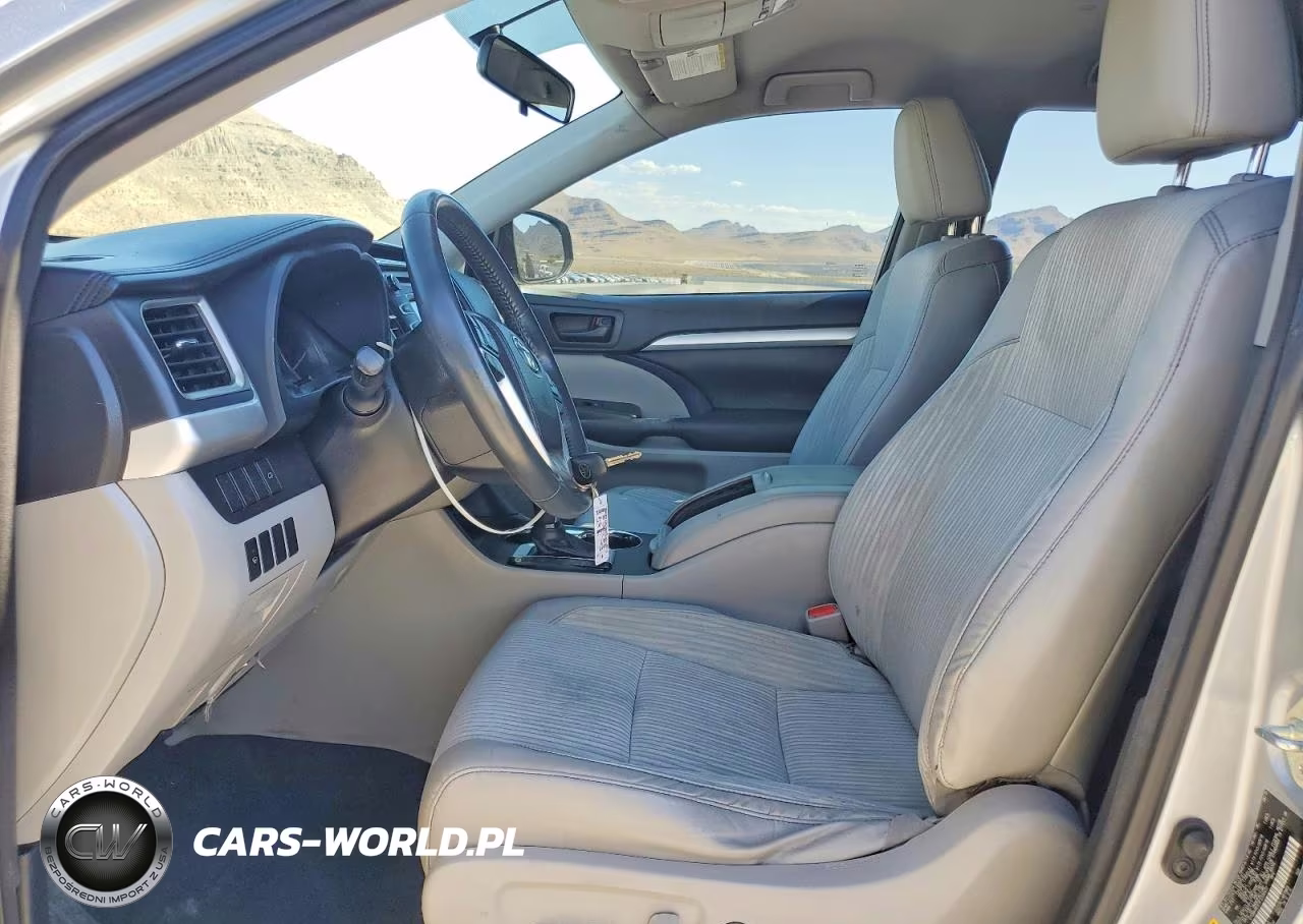 2015 Toyota Highlander Le Plus VIN:5TDBKRFH1FS200427 - 7