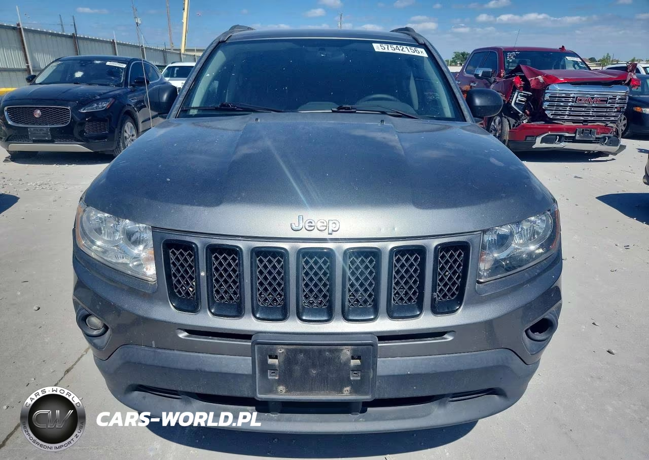 2013 Jeep Compass Latitude VIN:1C4NJCEB7DD218546 - 5