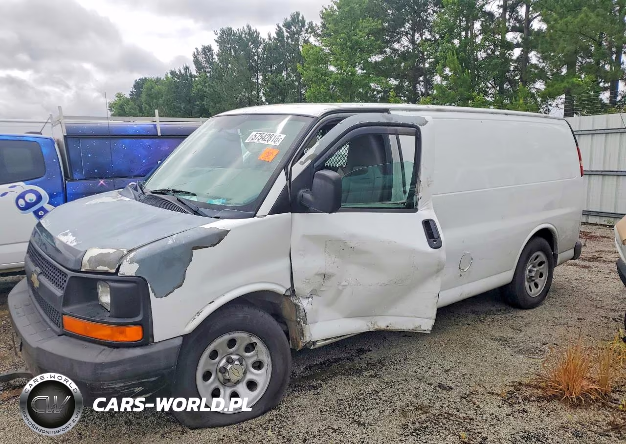 2011 Chevrolet Express 1500 Cargo Delivery Van