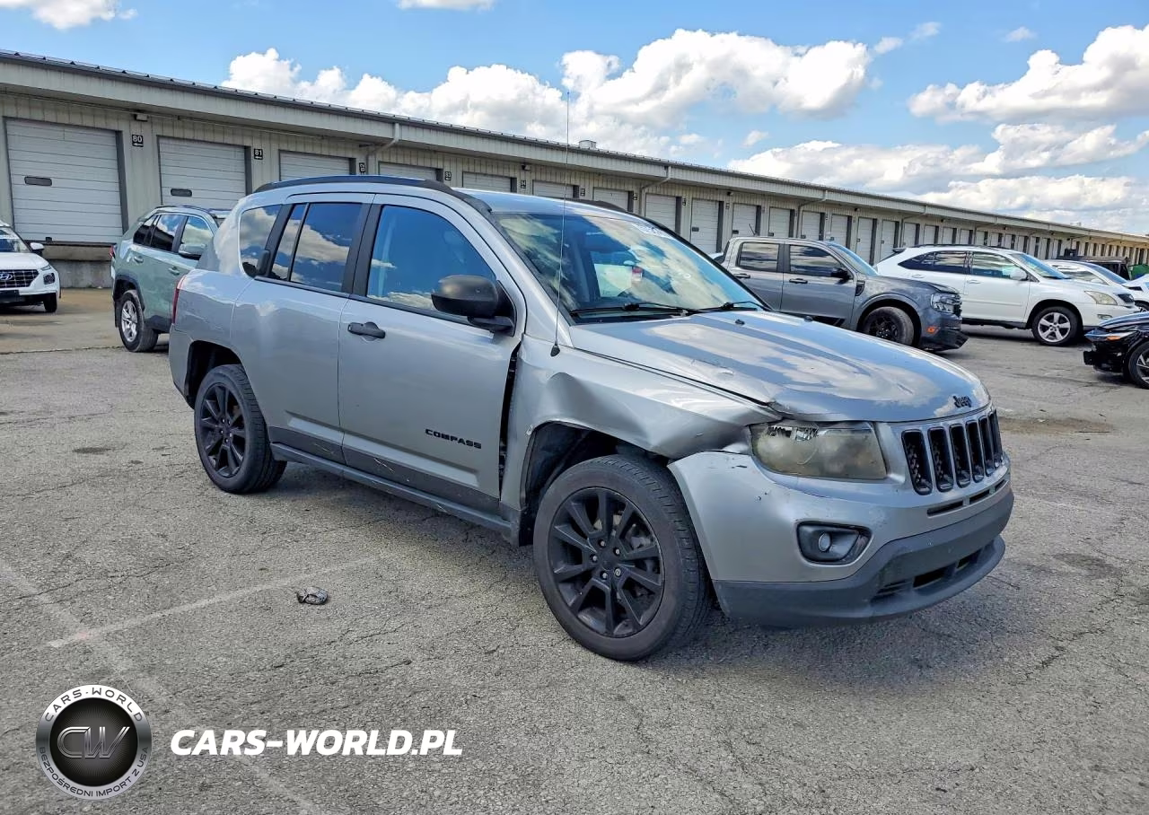 2015 Jeep Compass Sport VIN:1C4NJCBA3FD210989 - 4