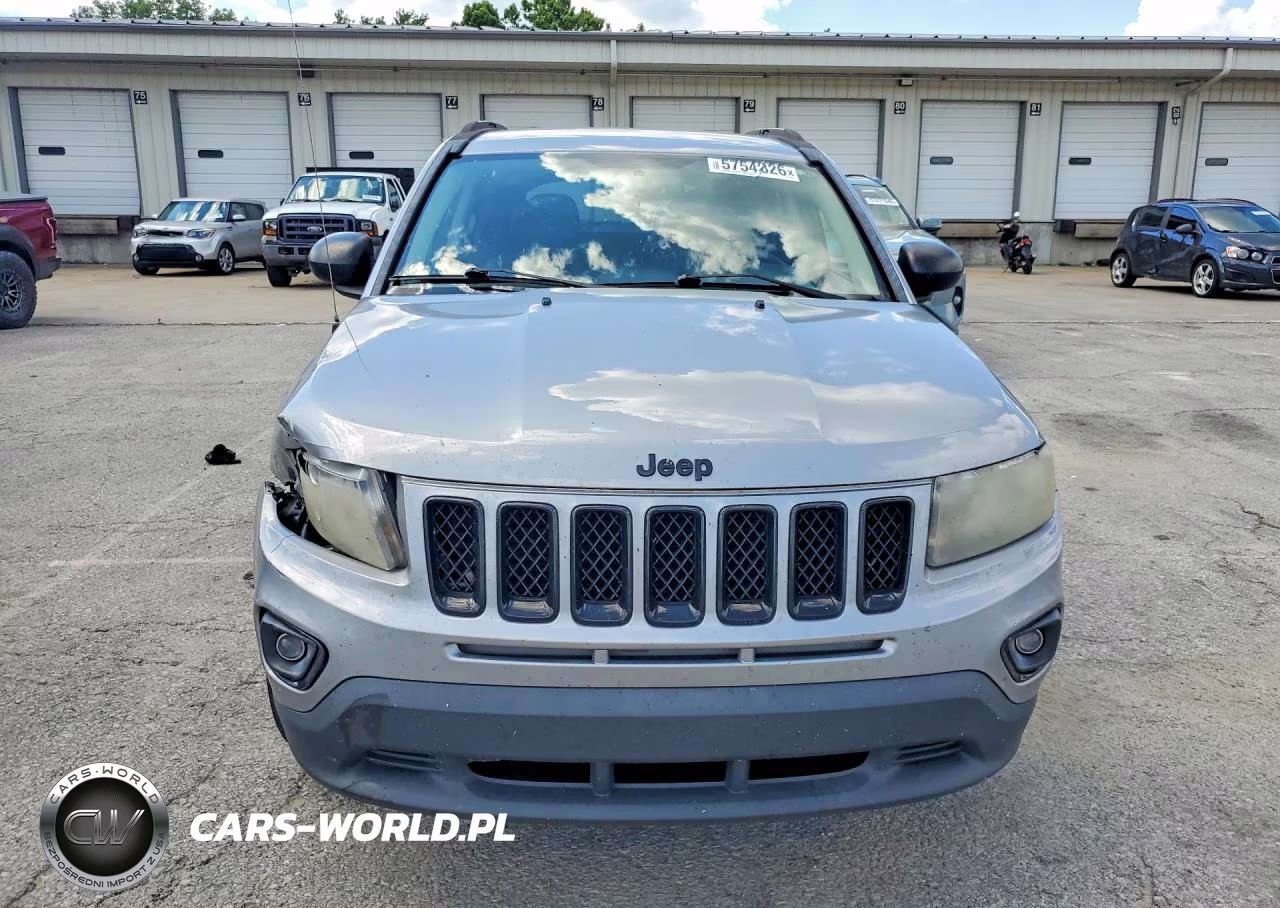 2015 Jeep Compass Sport VIN:1C4NJCBA3FD210989 - 5