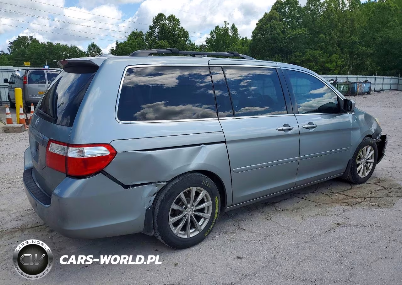2007 Honda Odyssey Touring VIN:5FNRL38807B002322 - 3