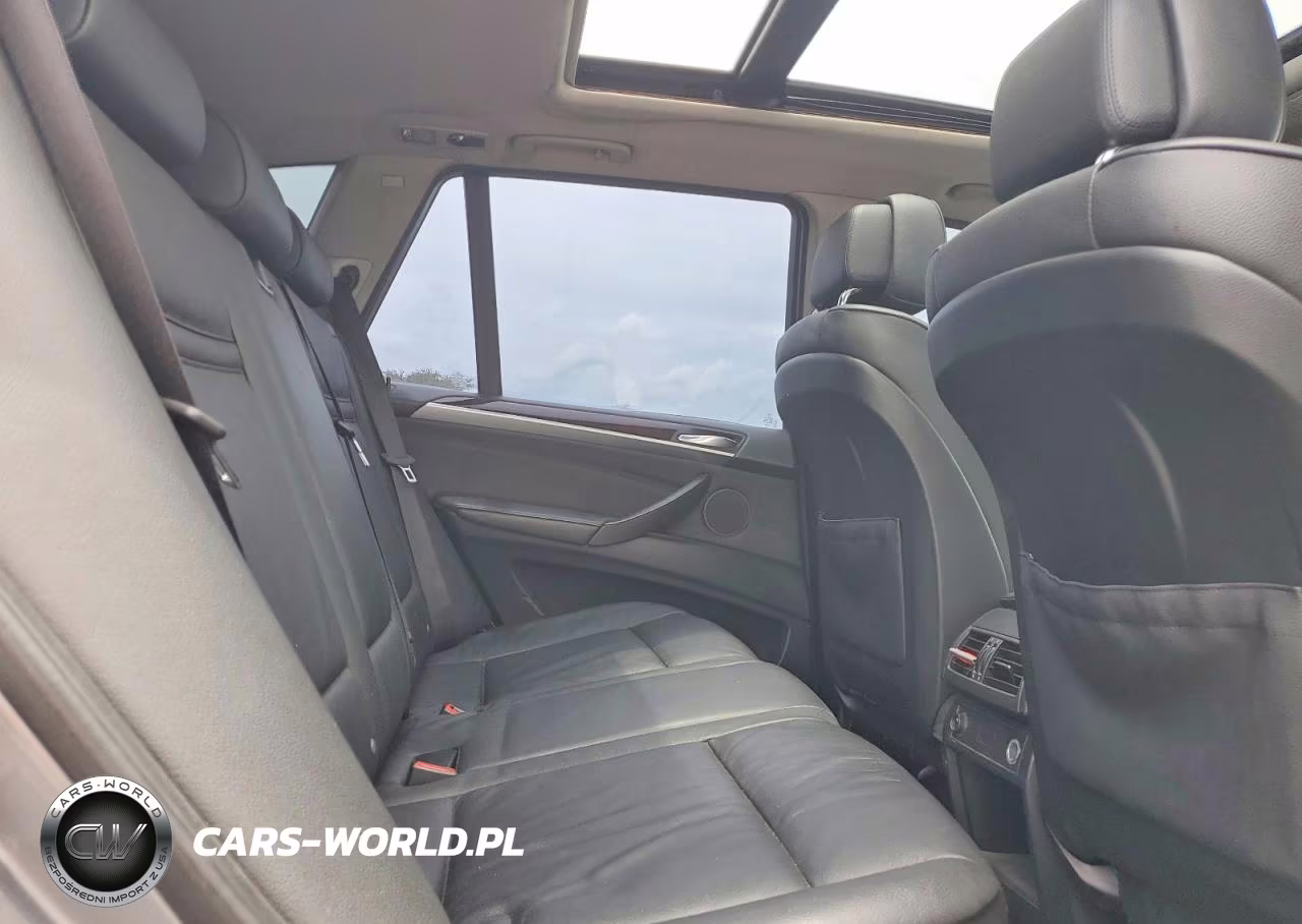 2013 BMW X5 xDrive35I VIN:5UXZV4C58D0B03083 - 11