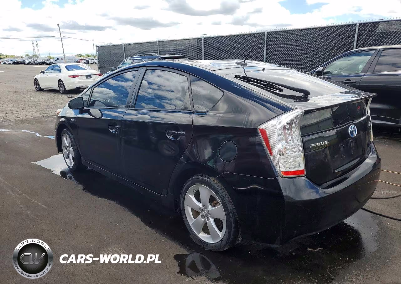 2011 Toyota Prius VIN:JTDKN3DU2B5327661 - 2
