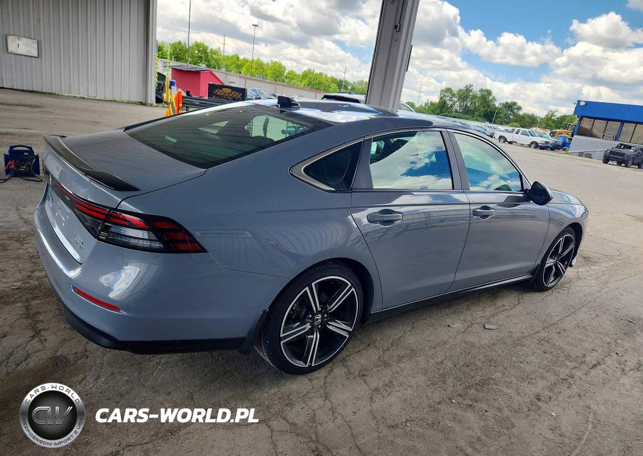 2025 Honda Accord Hybrid Sport VIN:1HGCY2F52SA004926 - 3