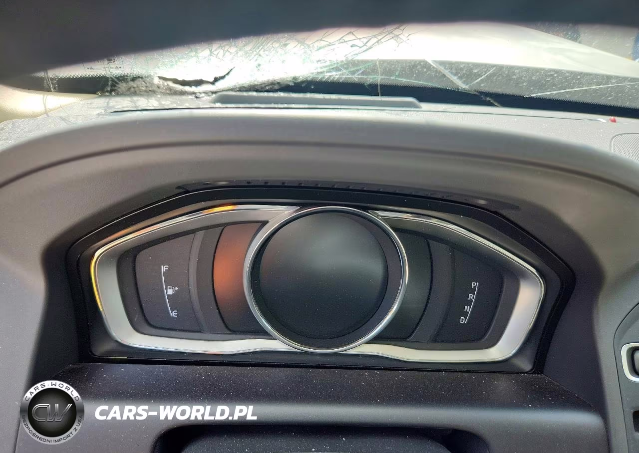 2017 Volvo Xc60 T5 Inscription VIN:YV440MDU5H2121044 - 9
