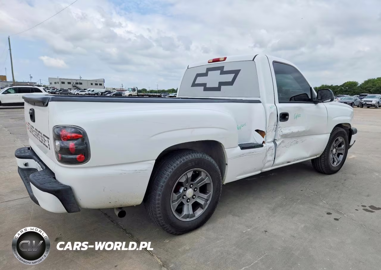 2003 Chevrolet Silverado C1500 VIN:1GCEC14X93Z322646 - 3