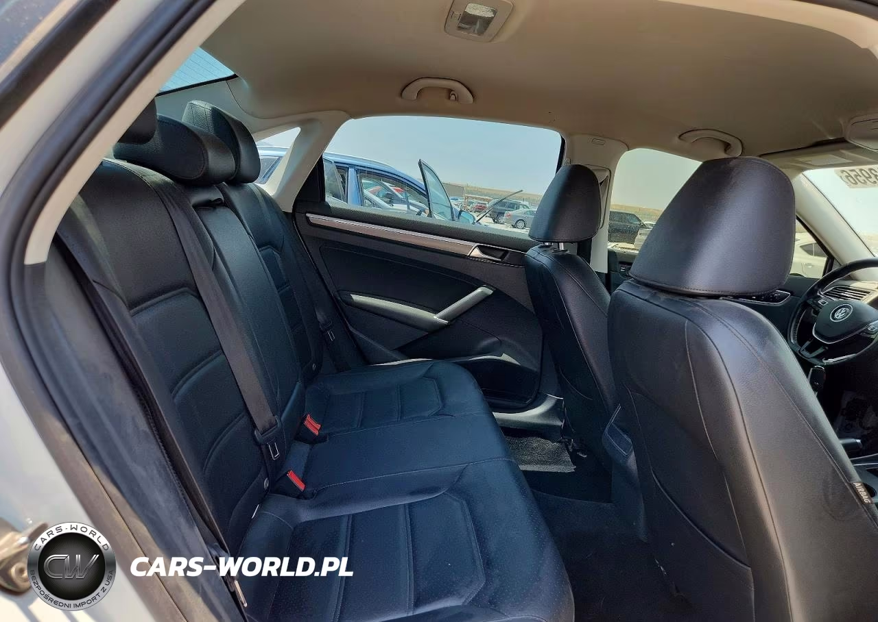 2018 Volkswagen Passat S VIN:1VWAA7A31JC011959 - 10