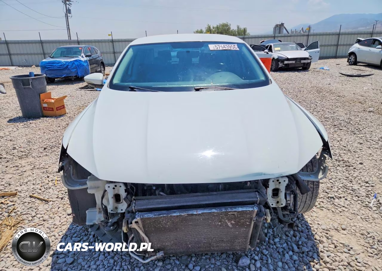 2018 Volkswagen Passat S VIN:1VWAA7A31JC011959 - 5