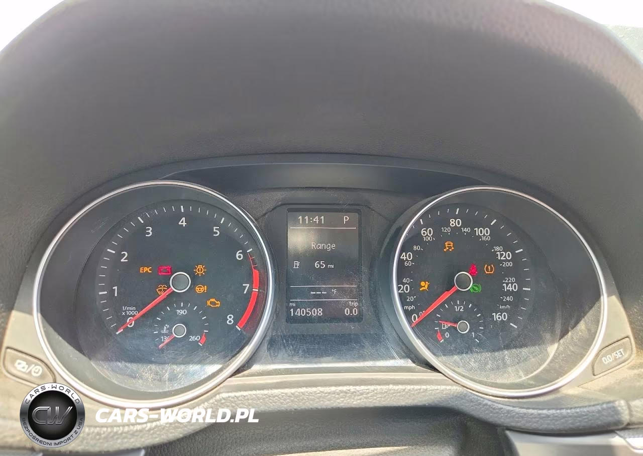 2018 Volkswagen Passat S VIN:1VWAA7A31JC011959 - 9