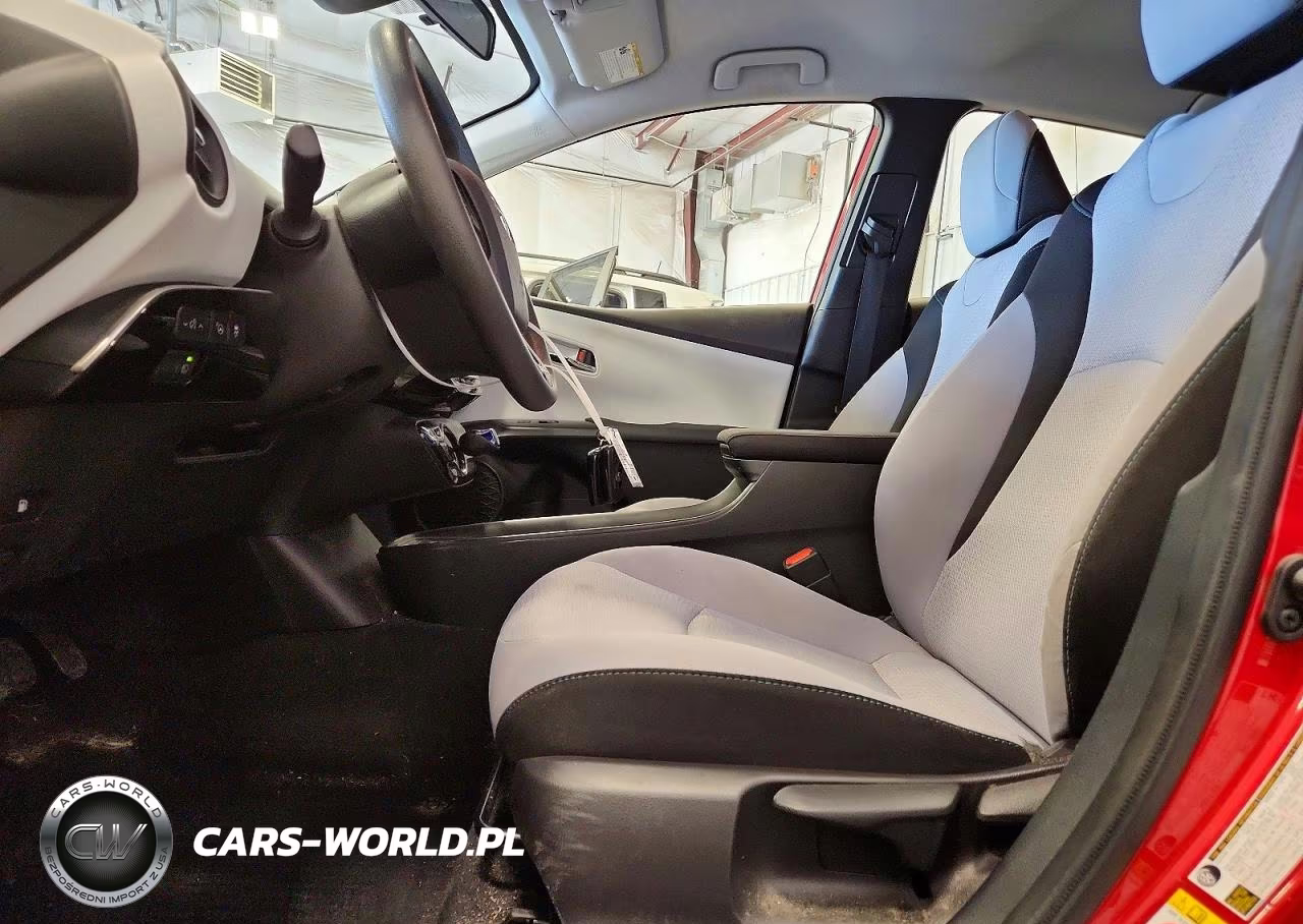 2022 Toyota Prius Le VIN:JTDKAMFU8N3167509 - 7