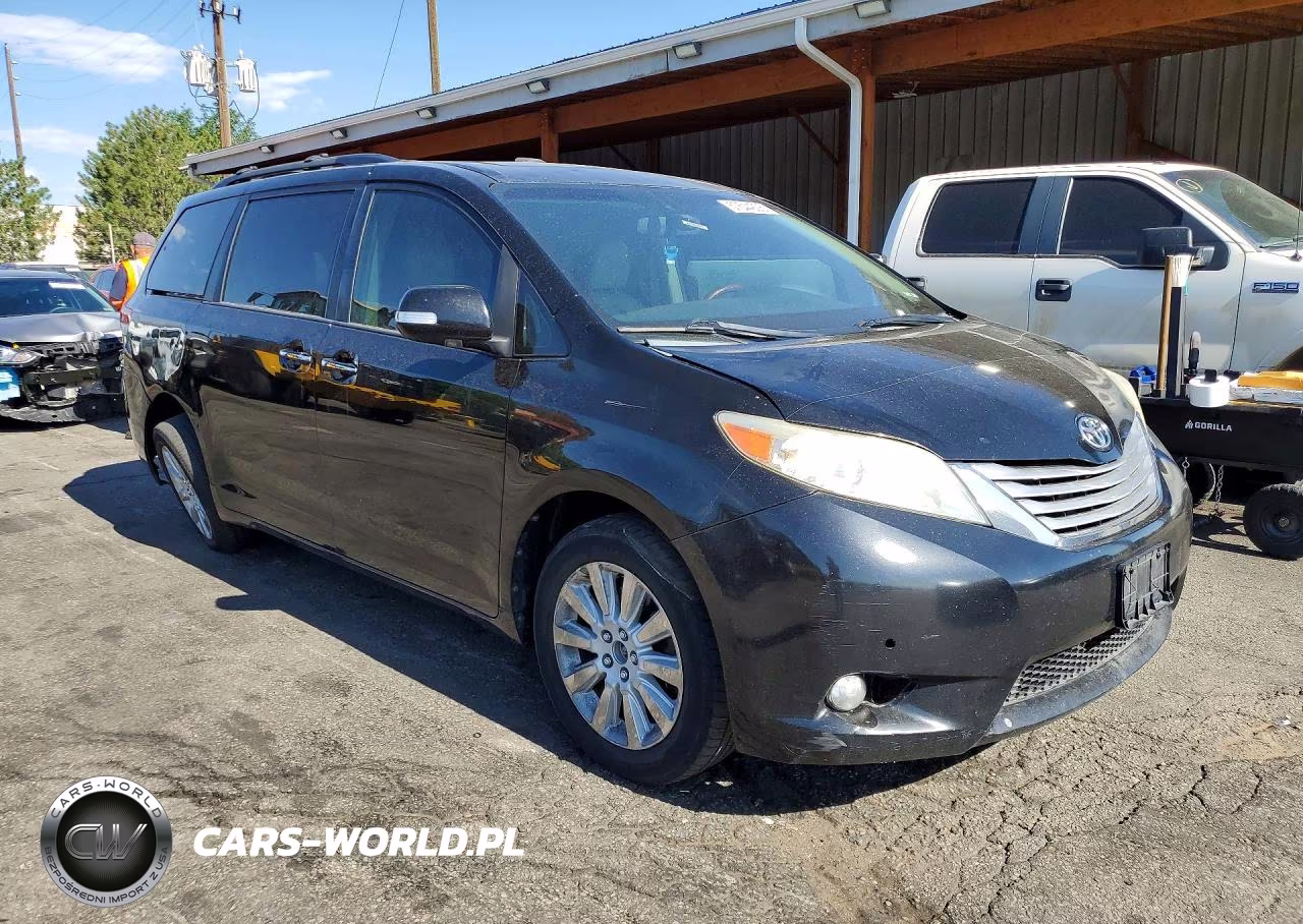 2013 Toyota Sienna Limited 7-Passenger VIN:5TDDK3DC8DS069927 - 4