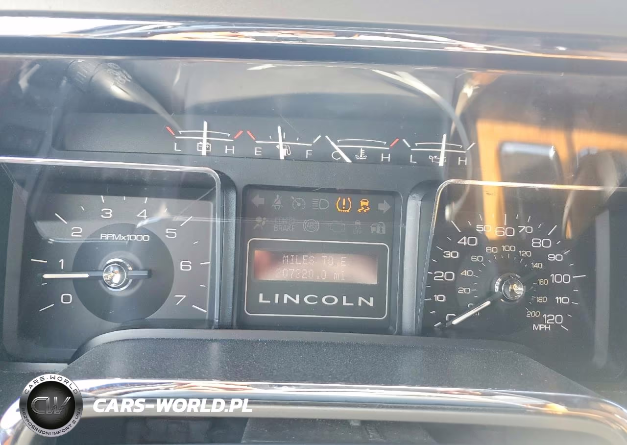 2013 Lincoln Navigator VIN:5LMJJ2J56DEL04765 - 9