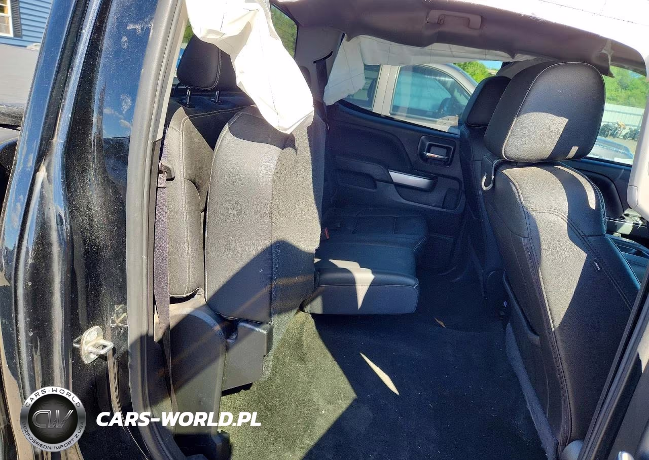2018 Chevrolet Silverado K1500 Lt VIN:3GCUKREC0JG133745 - 10