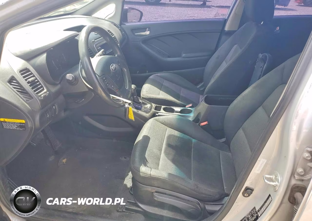 2017 Kia Forte Lx VIN:3KPFK4A72HE139511 - 7