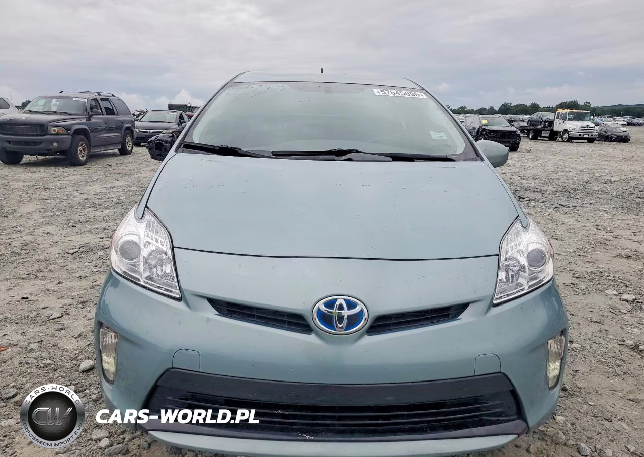 2015 Toyota Prius Four VIN:JTDKN3DU8F1980833 - 5