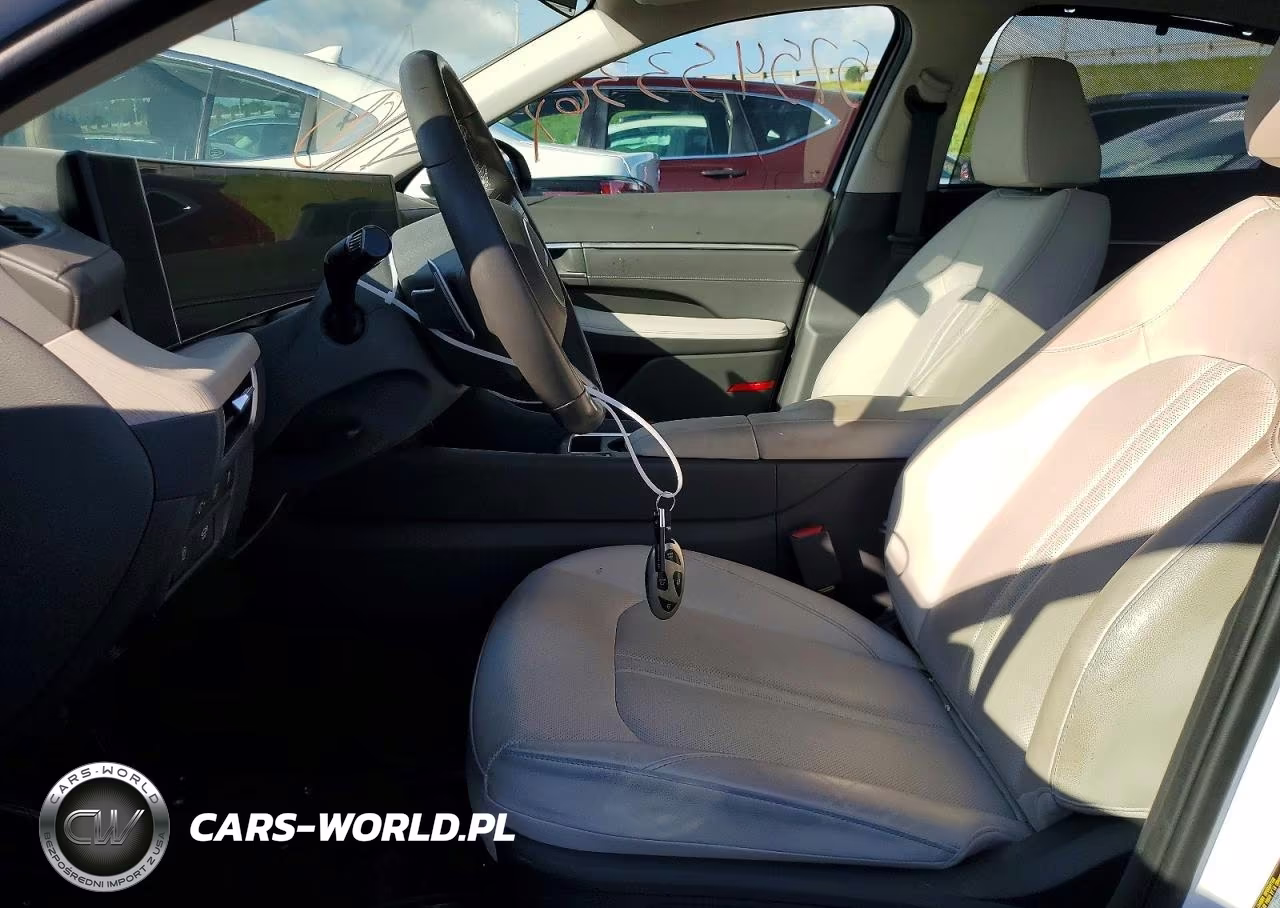 2025 Hyundai Sonata Hybrid Limited VIN:KMHL54JJ5SA104876 - 7